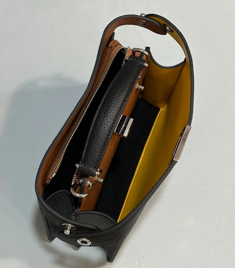 Vibrant Fendi Peekaboo Bags 57718