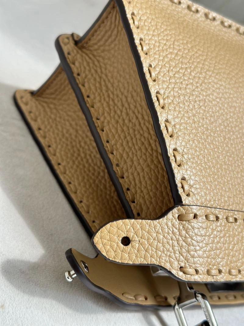 Compact Fendi Peekaboo Bags 57712