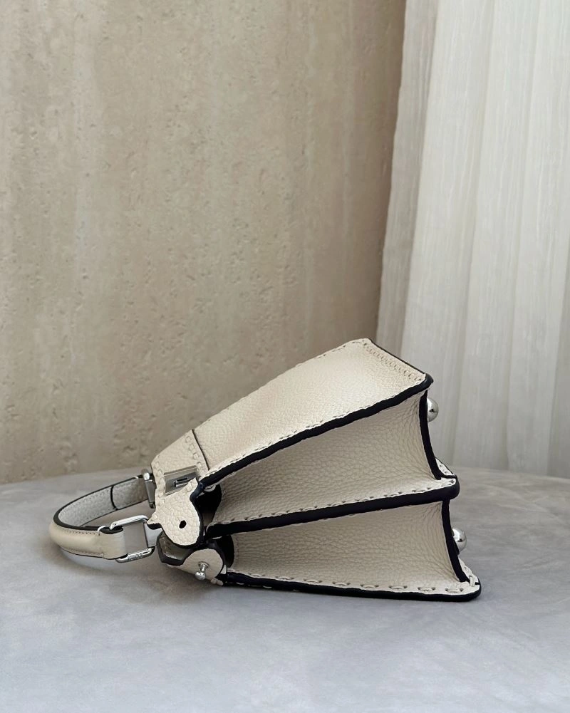 Fendi Peekaboo Bags Trendy 57708