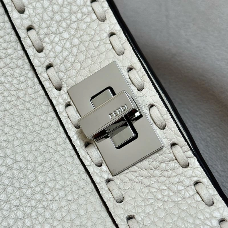 Fendi Peekaboo Bags Trendy 57708