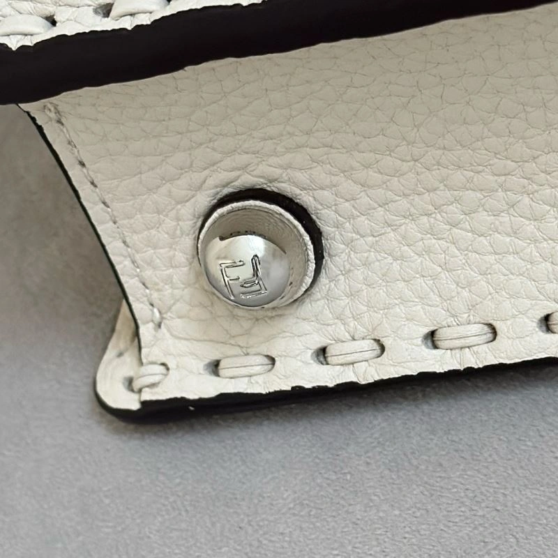 Fendi Peekaboo Bags Trendy 57708