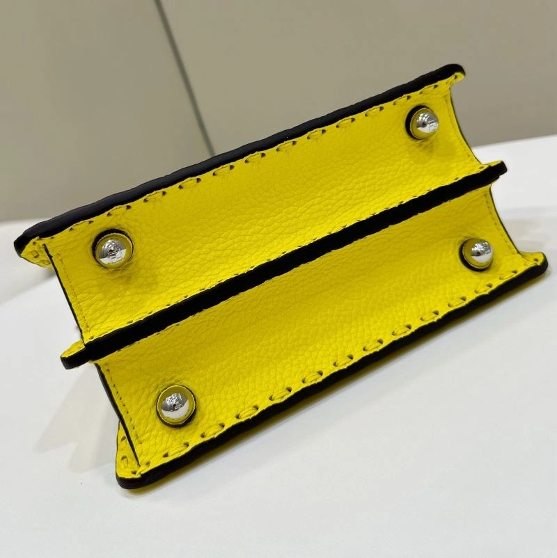 Stretchable Fendi Peekaboo Bags 57733