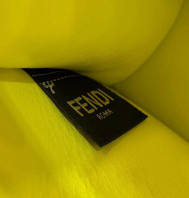 Stretchable Fendi Peekaboo Bags 57733