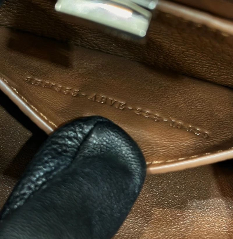 Bold Fendi Peekaboo Bags 57705