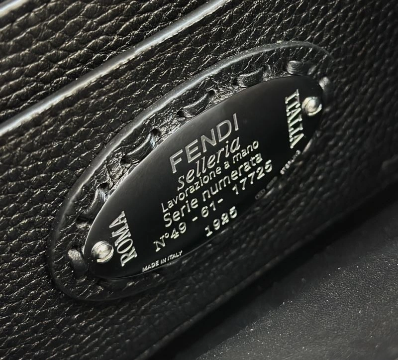 Fendi Peekaboo Bags Comfortable 57709