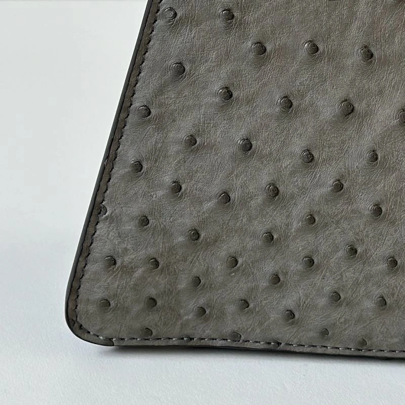 Lightweight Fendi Peekaboo Bags 57691