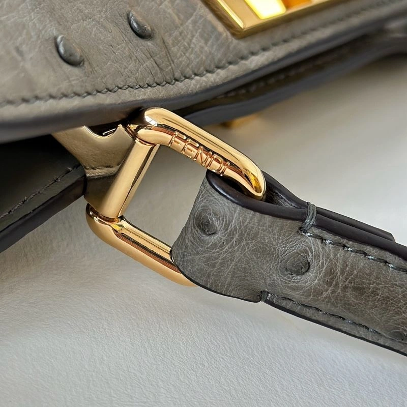 Lightweight Fendi Peekaboo Bags 57691