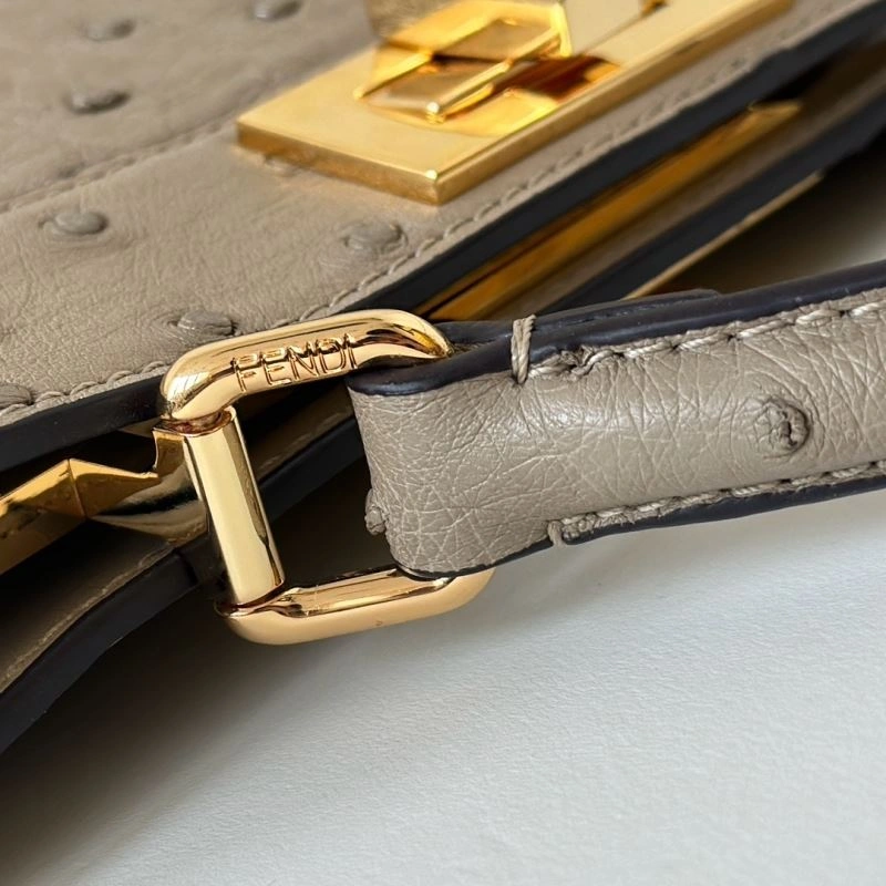 Fendi Peekaboo Bags DailyWear 57694