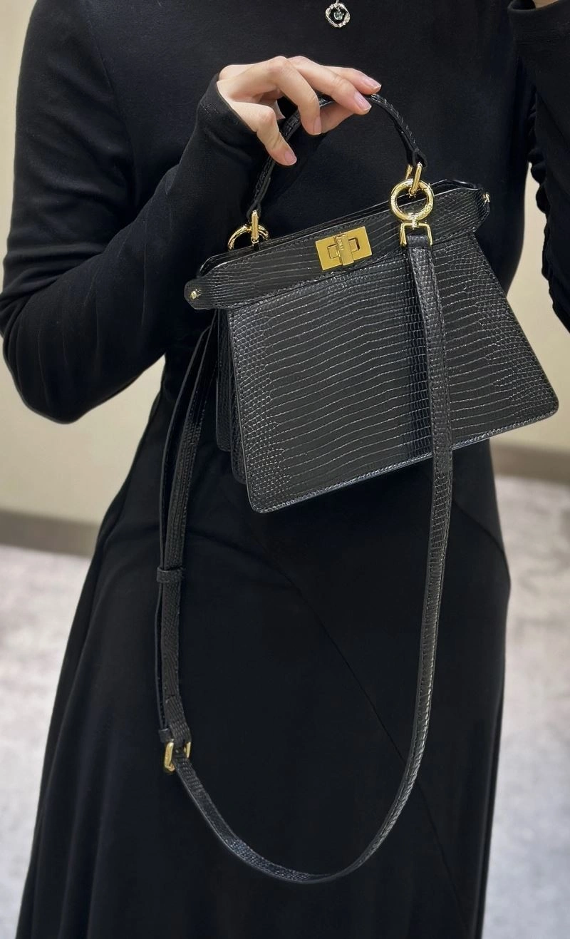 Fendi Peekaboo Bags MultiPurpose 57695
