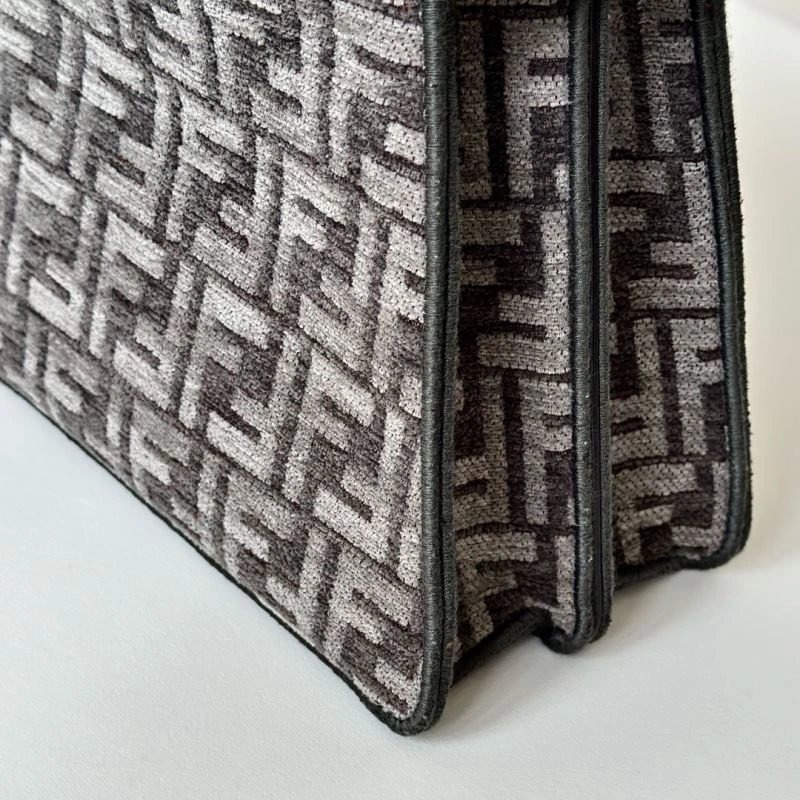 Fendi Peekaboo Bags Attractive 57689