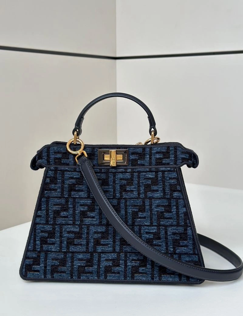 Lightweight Fendi Peekaboo Bags 57722