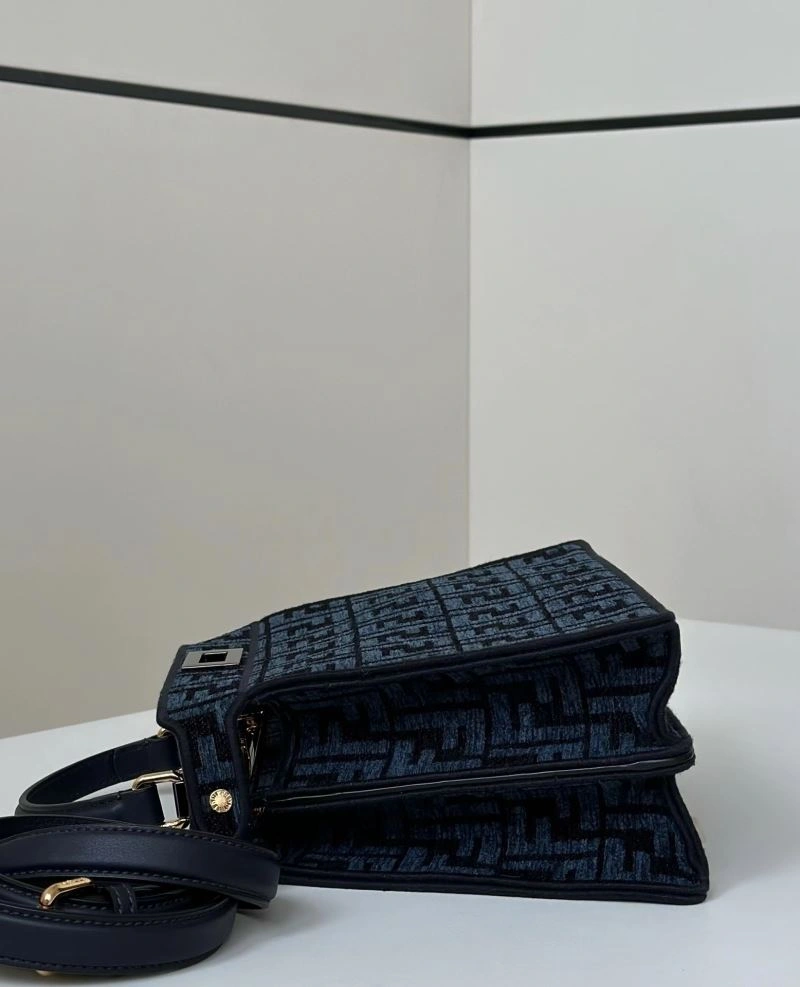 Lightweight Fendi Peekaboo Bags 57722