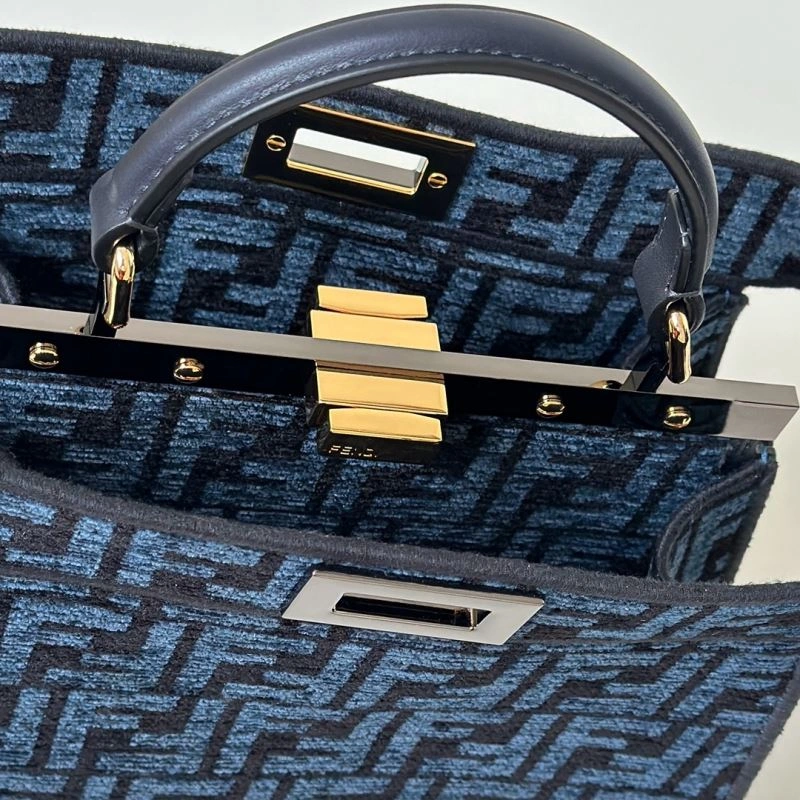 Lightweight Fendi Peekaboo Bags 57722