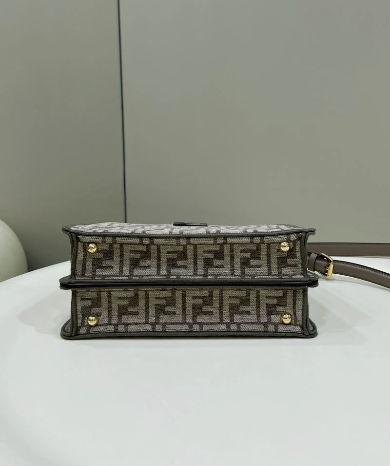 Comfortable Fendi Peekaboo Bags 57684