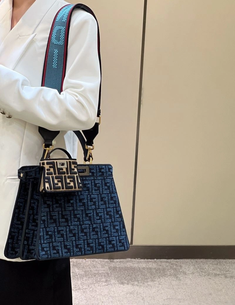 Fendi Peekaboo Bags HighQuality 57680