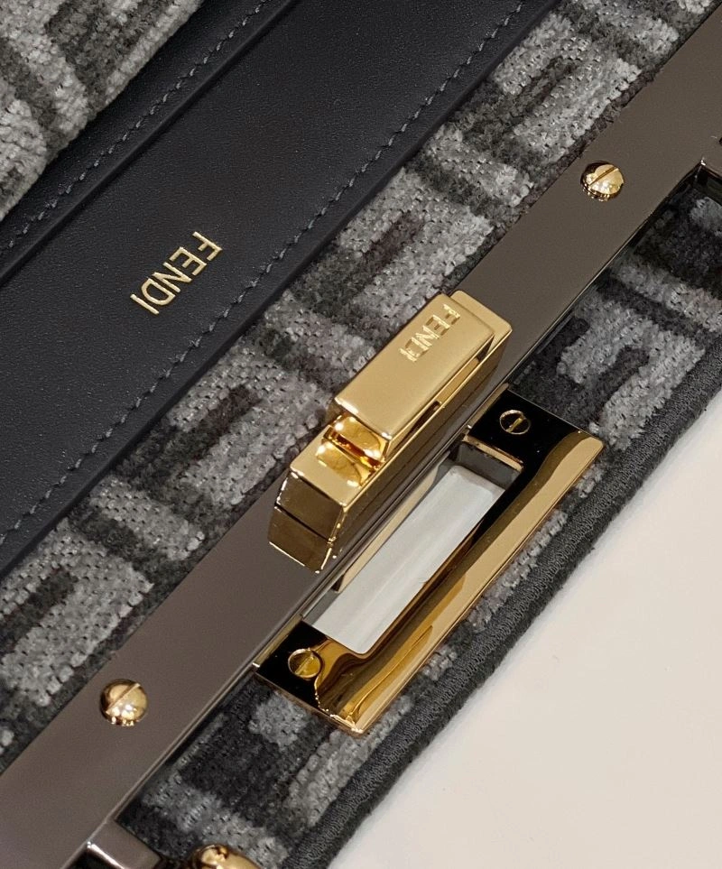 Fendi Peekaboo Bags StreetReady 57716