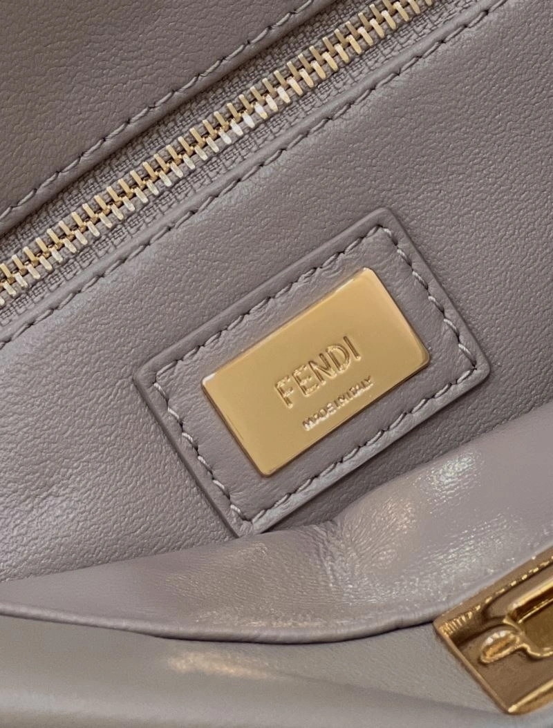 Durable Fendi Peekaboo Bags 57669