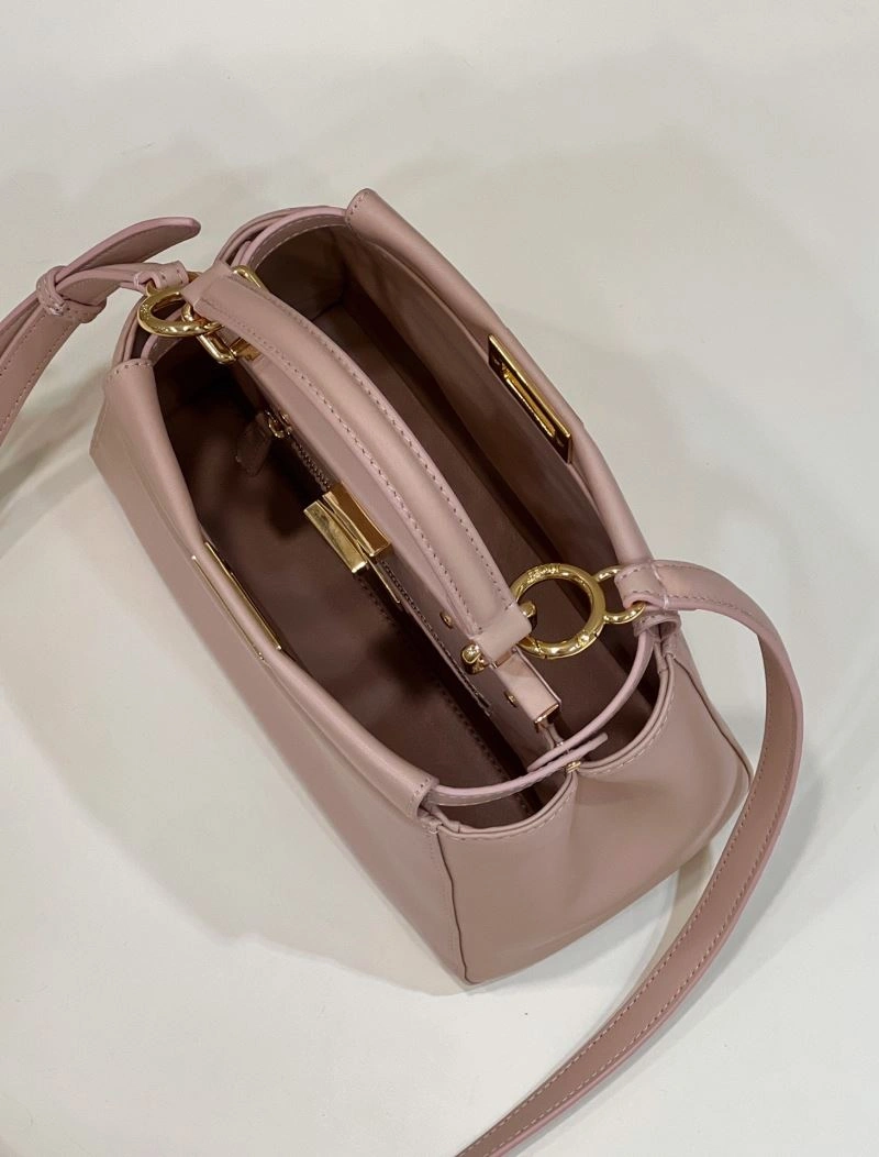 WrinkleFree Fendi Peekaboo Bags 57670