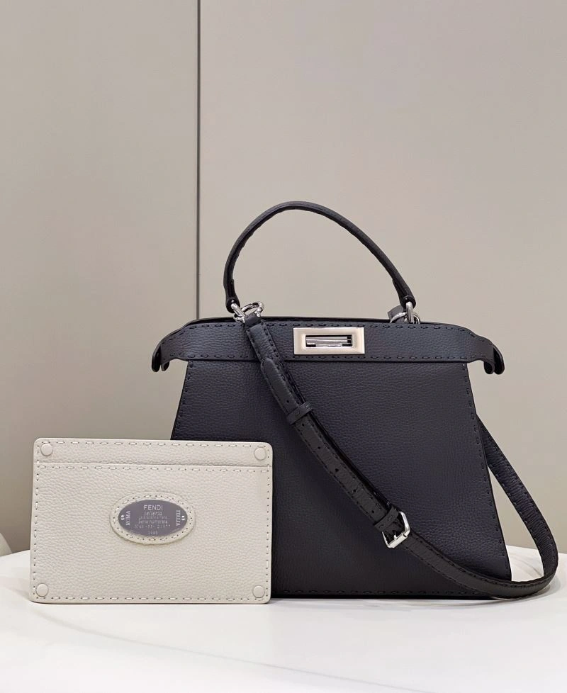 Comfortable Fendi Peekaboo Bags 57666
