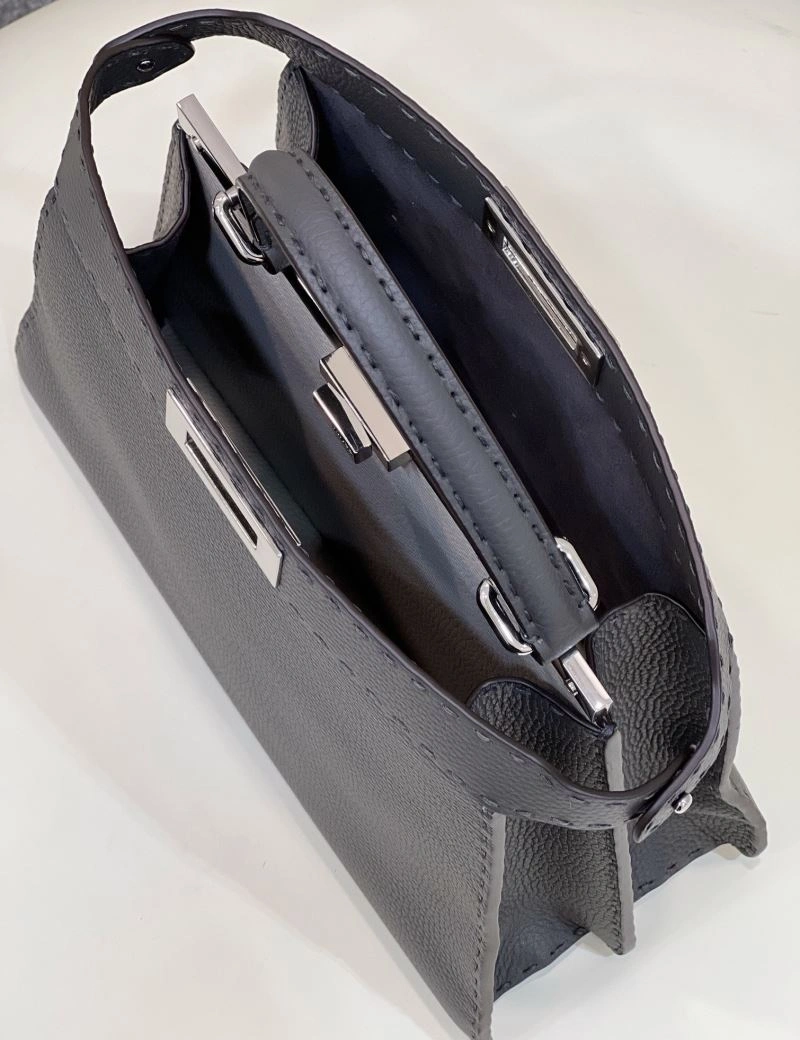 Comfortable Fendi Peekaboo Bags 57666