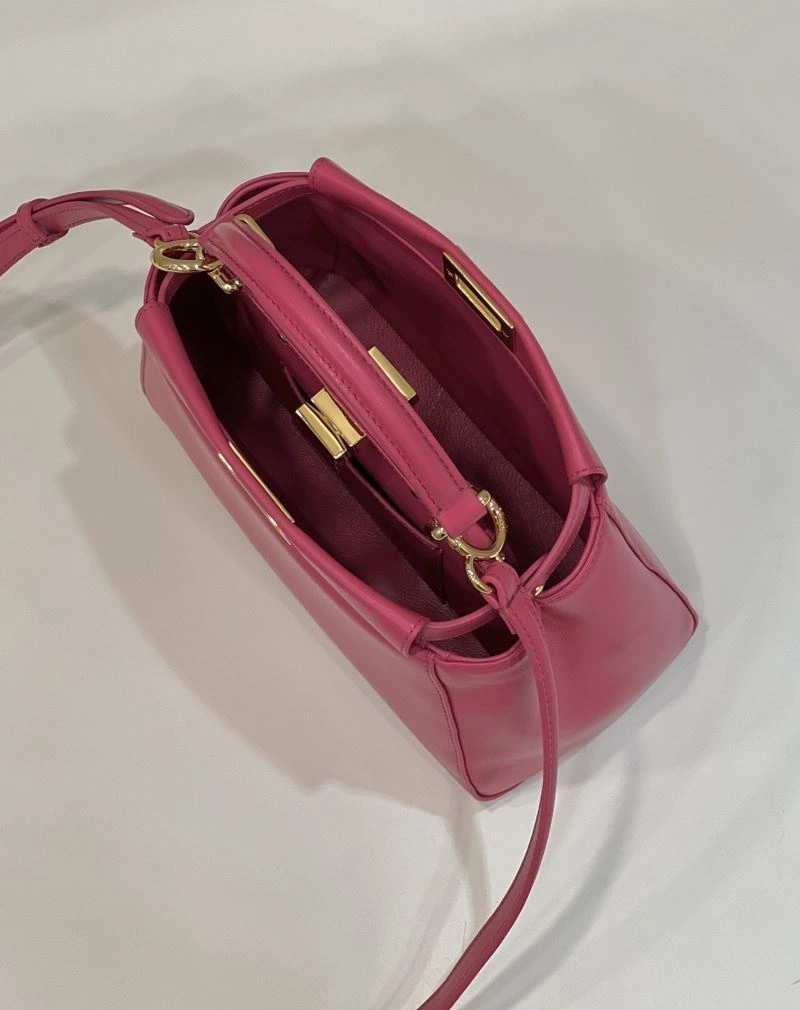 Fendi Peekaboo Bags Practical 57665