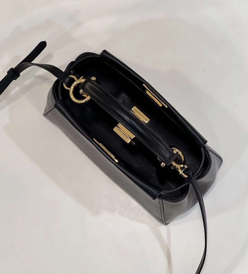 Sporty Fendi Peekaboo Bags 57674