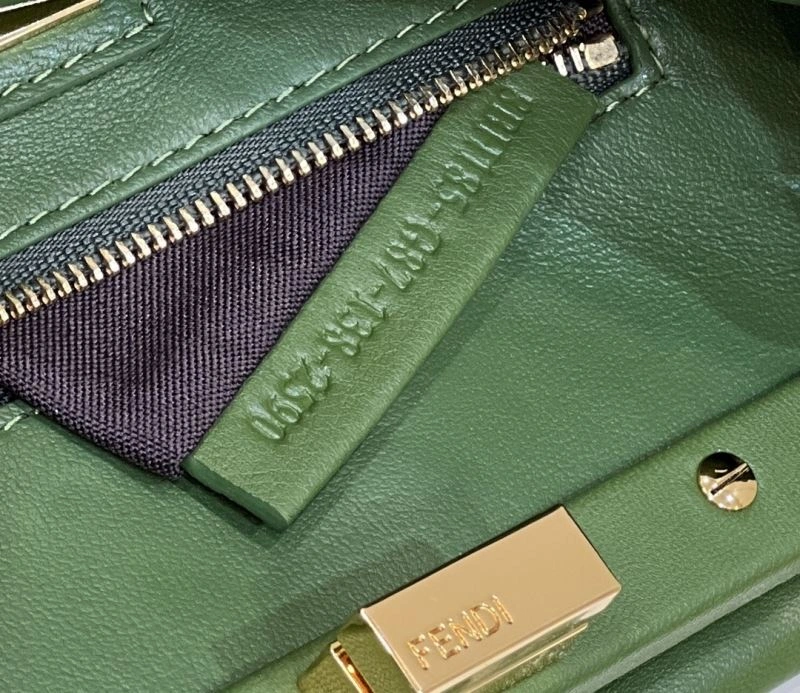 Fendi Peekaboo Bags Breathable 57661