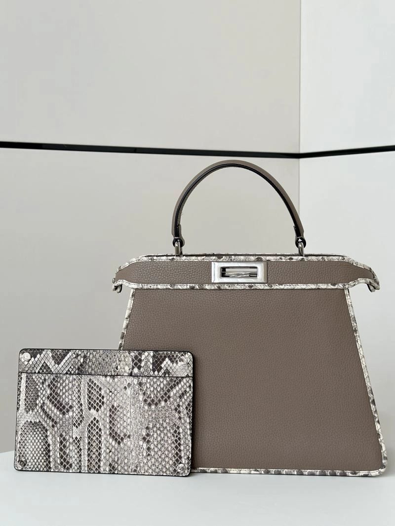 Fendi Peekaboo Bags ZipUp 57681