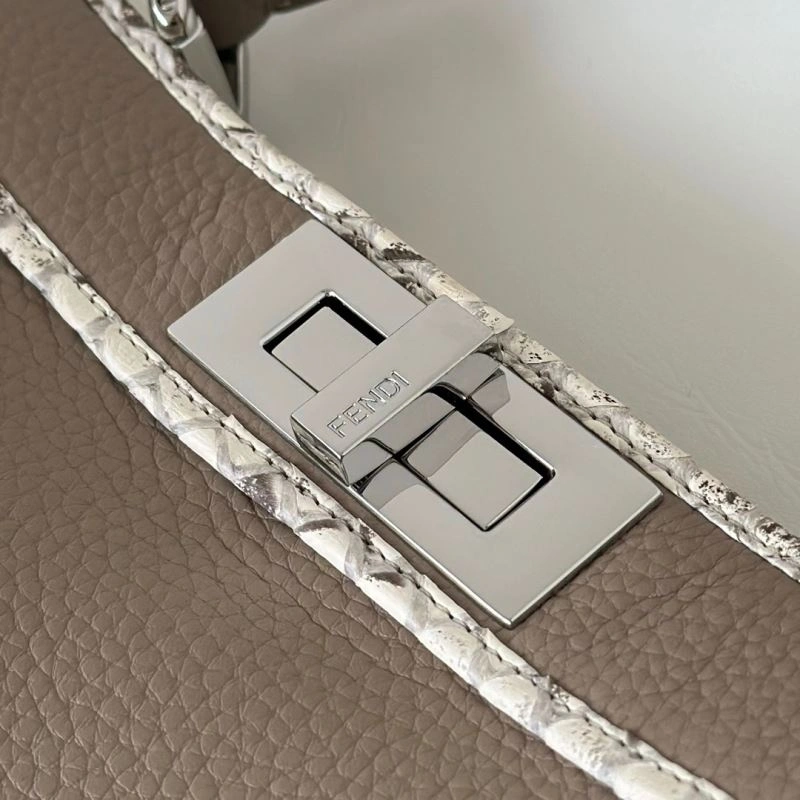 Fendi Peekaboo Bags ZipUp 57681