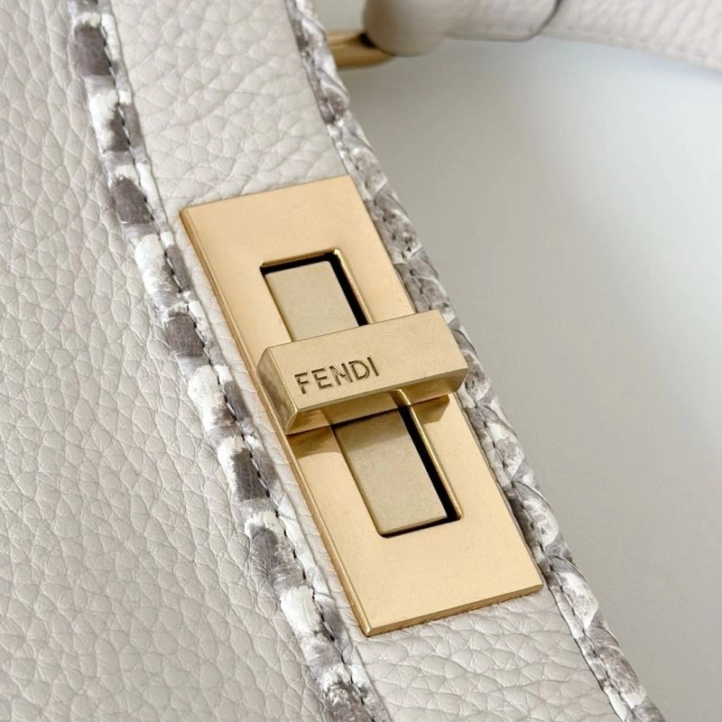 Tailored Fendi Peekaboo Bags 57641