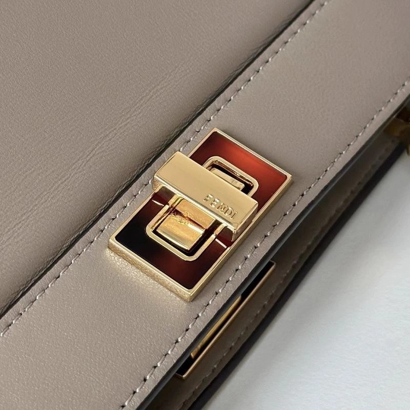 RelaxedFit Fendi Peekaboo Bags 57650
