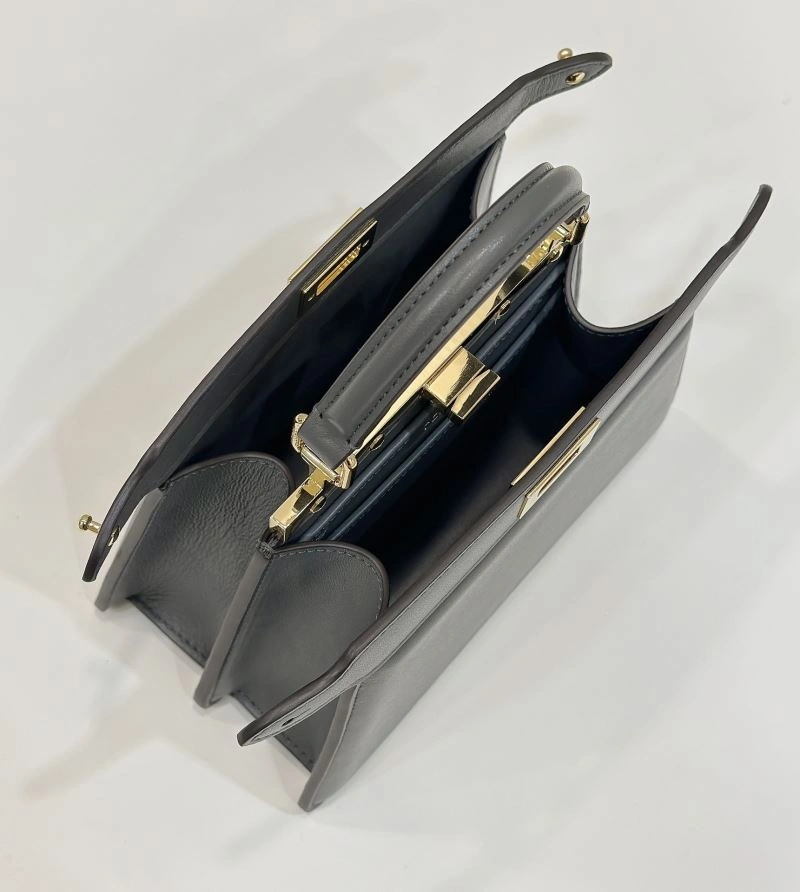 Timeless Fendi Peekaboo Bags 57686