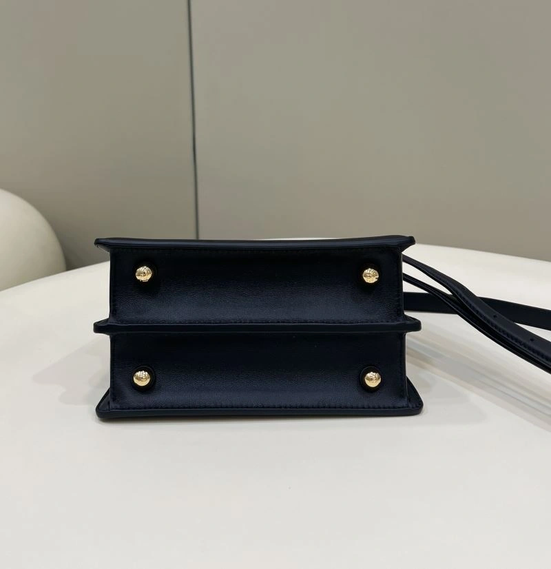 EyeCatching Fendi Peekaboo Bags 57673