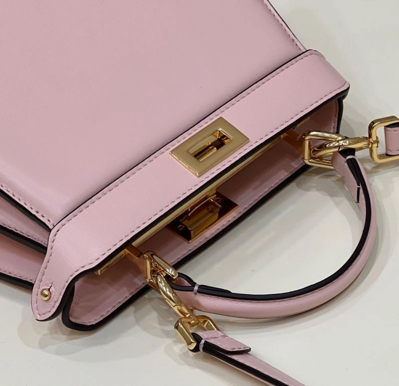 Breathable Fendi Peekaboo Bags 57632