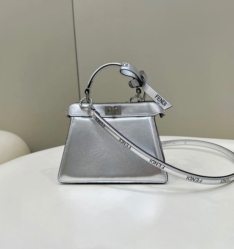 Fendi Peekaboo Bags Flexible 57631