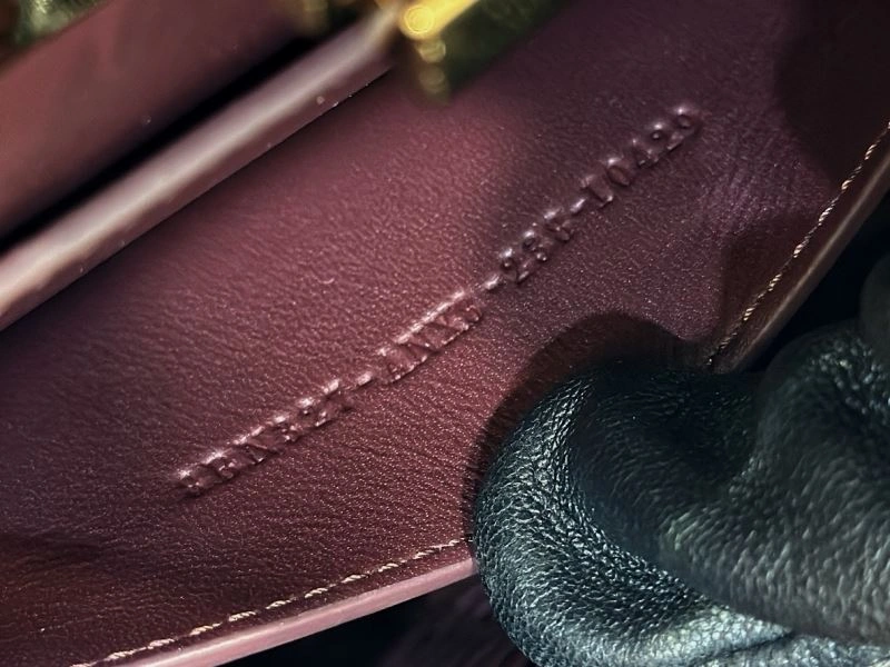 Fendi Peekaboo Bags TimelessDesign 57629