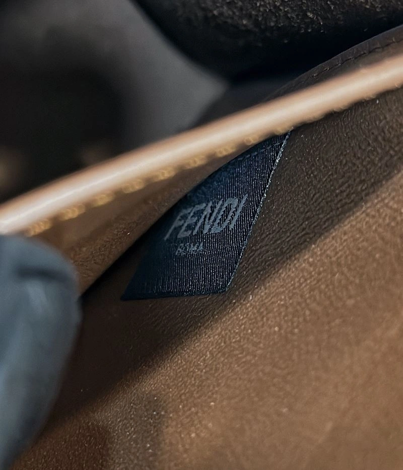 Fendi Peekaboo Bags RelaxedFit 57627