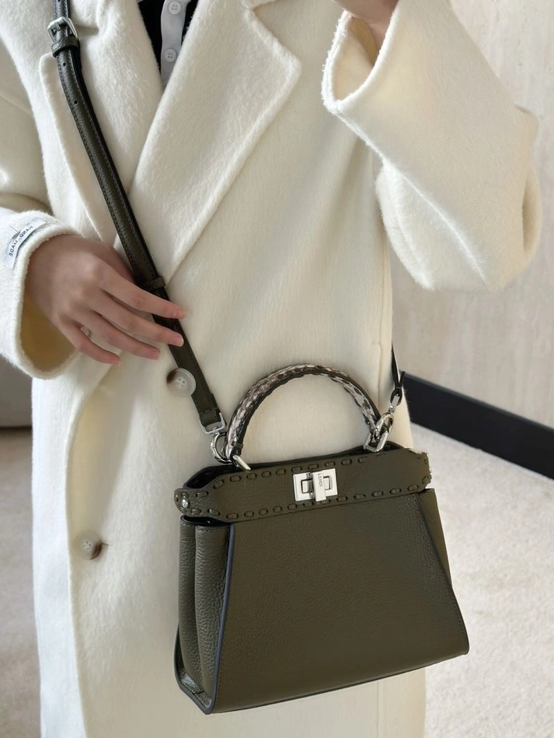 Fendi Peekaboo Bags Neat 57626