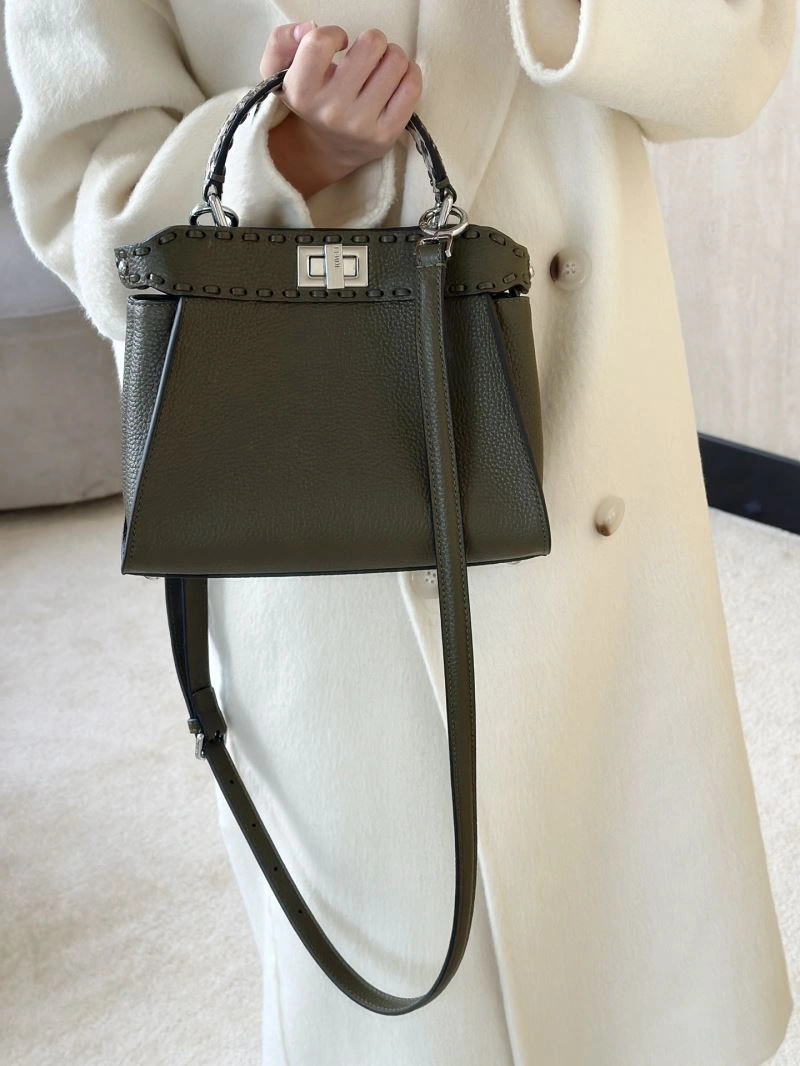 Fendi Peekaboo Bags Neat 57626