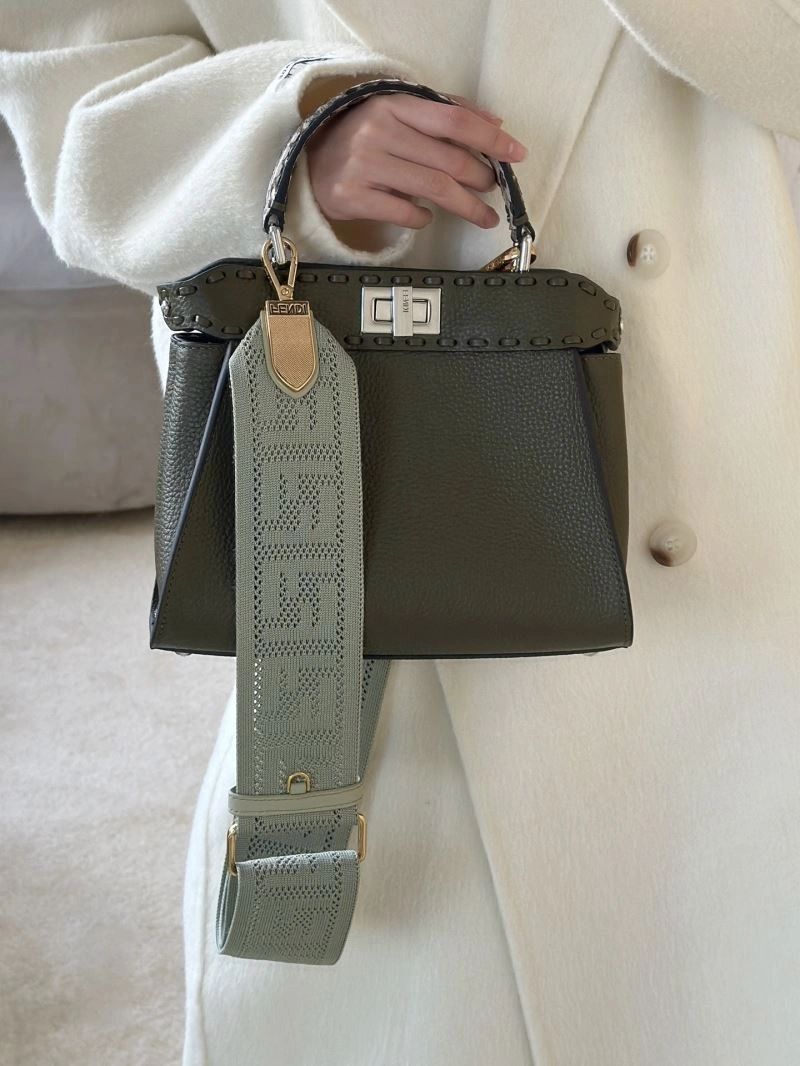 Fendi Peekaboo Bags Neat 57626