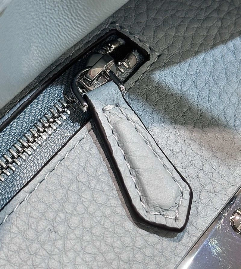 Fendi Peekaboo Bags WaterResistant 57654