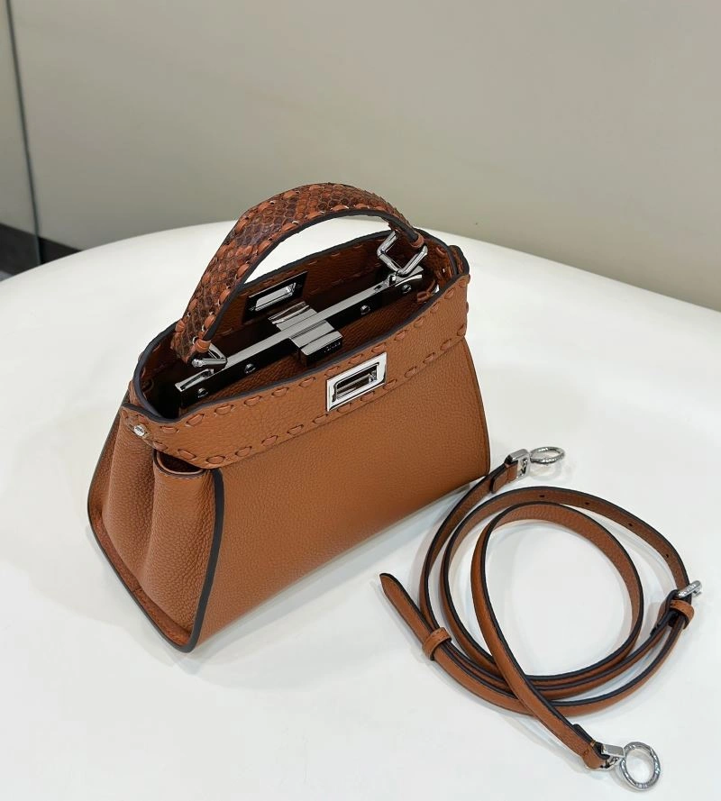 ZipUp Fendi Peekaboo Bags 57621