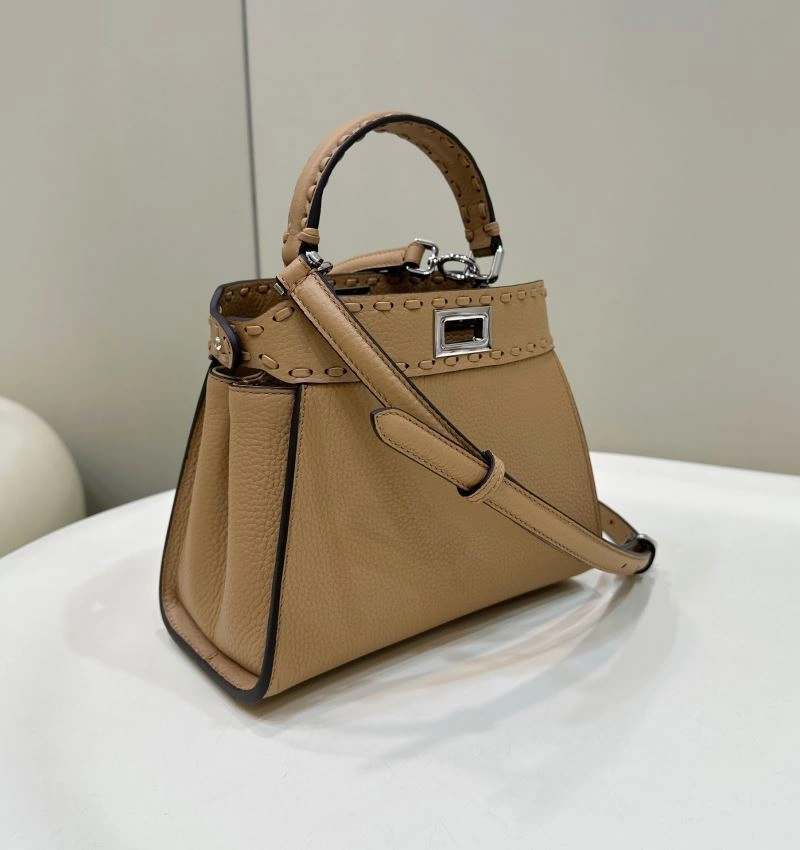 Fendi Peekaboo Bags Classic 57622