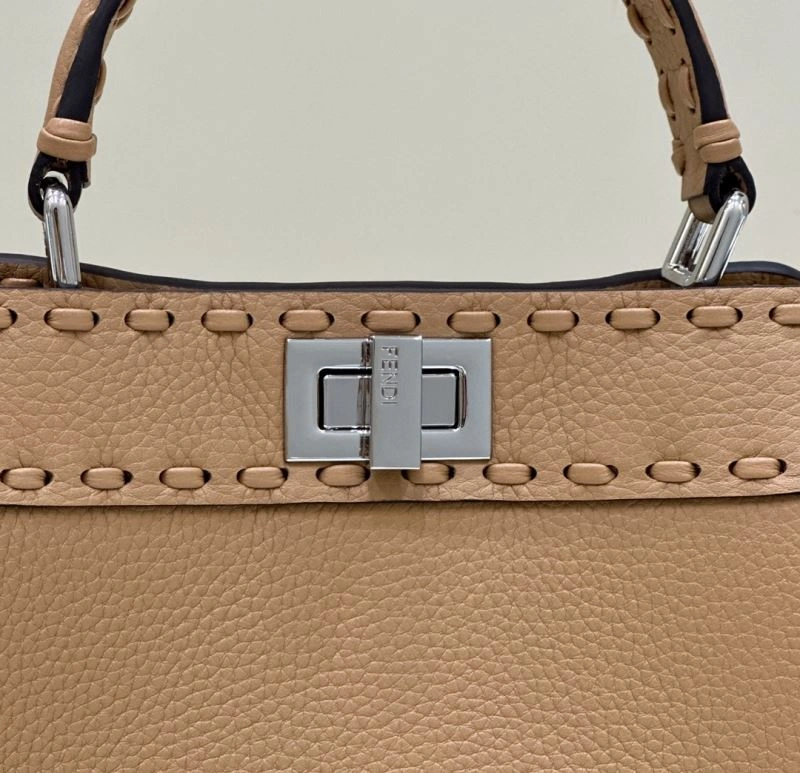 Fendi Peekaboo Bags Classic 57622