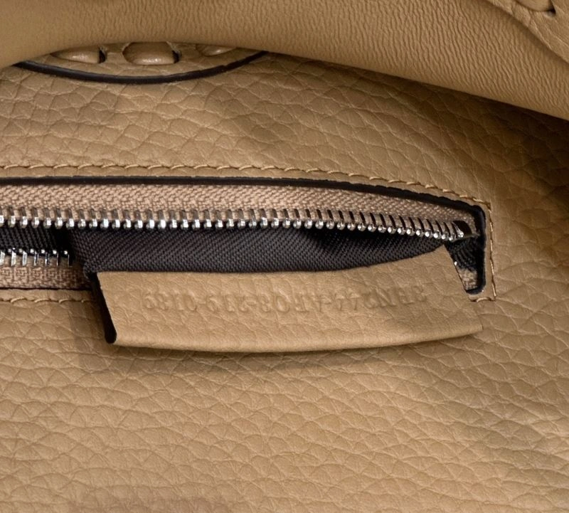 Fendi Peekaboo Bags Classic 57622