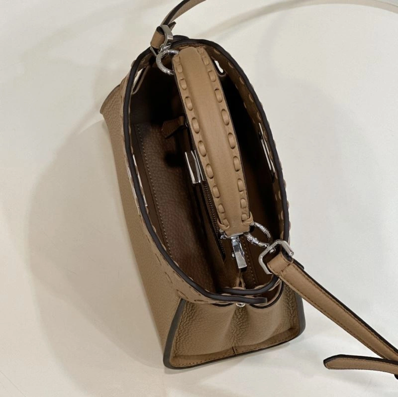 Fendi Peekaboo Bags Classic 57622