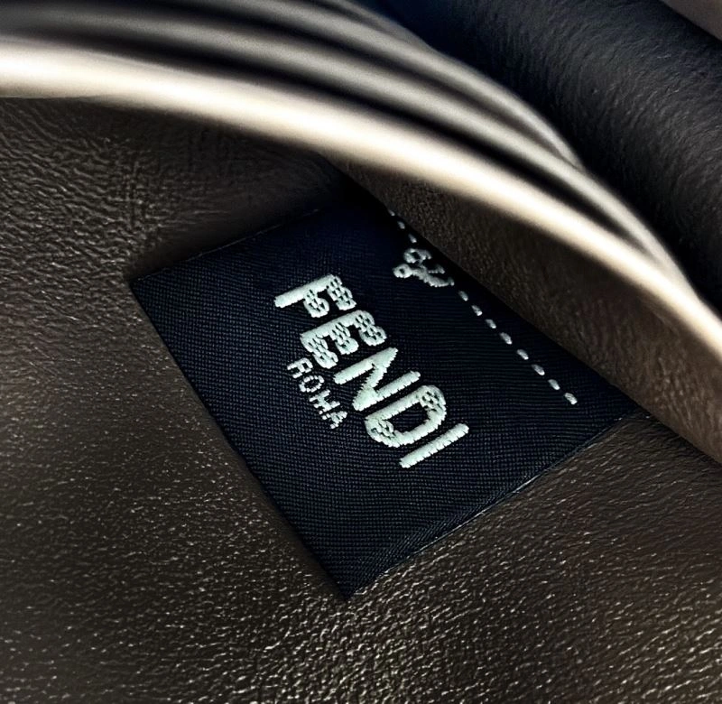 QuickDry Fendi Peekaboo Bags 57611