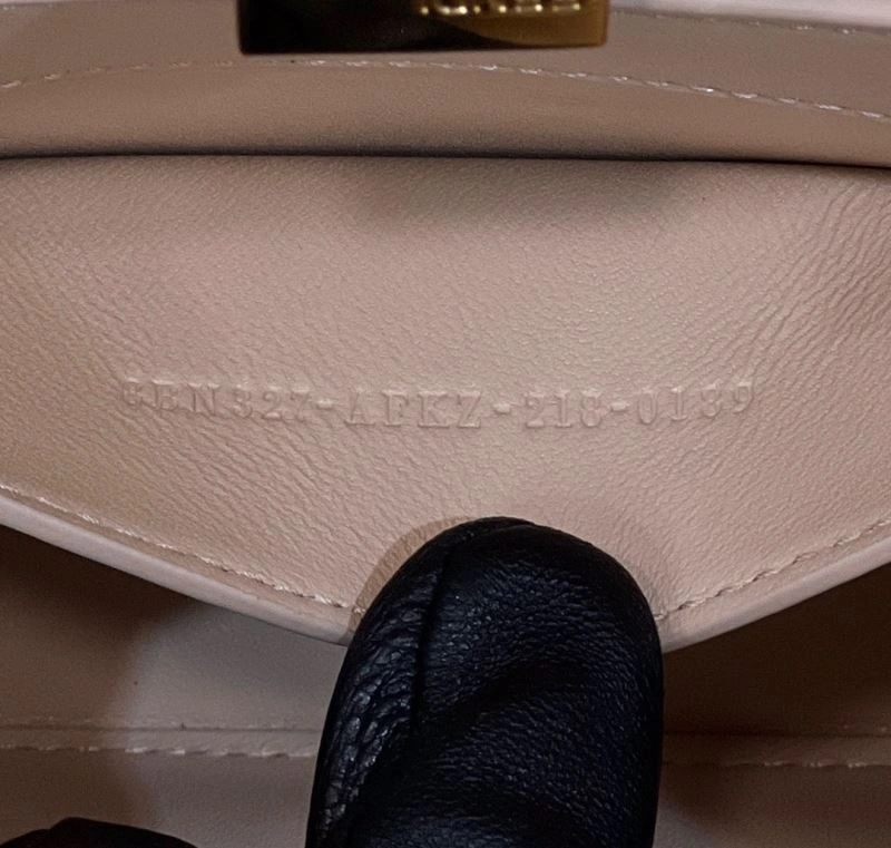 Fendi Peekaboo Bags EasyMatch 57618