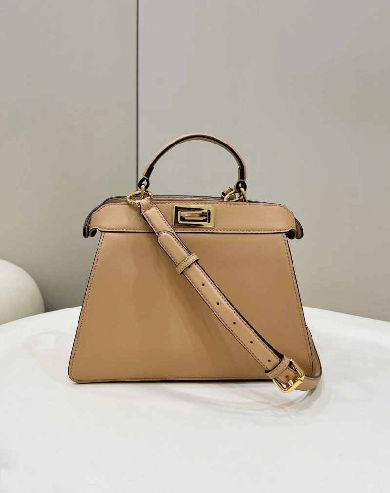 Fendi Peekaboo Bags Classic 57613