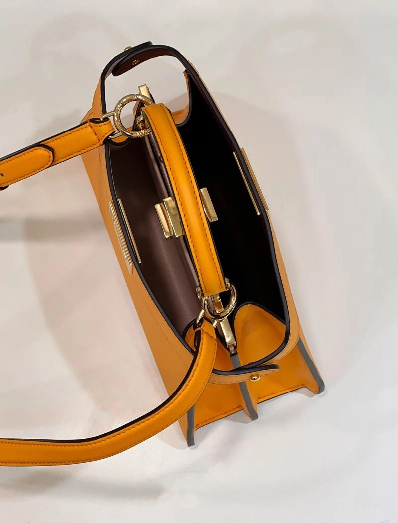 MultiPurpose Fendi Peekaboo Bags 57619